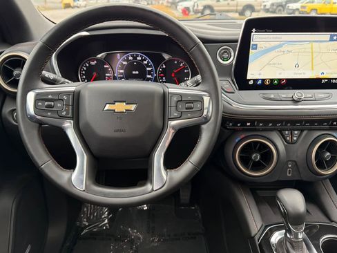 Used 2023 Chevrolet Blazer Premier w/ Driver Confidence II Package image 14