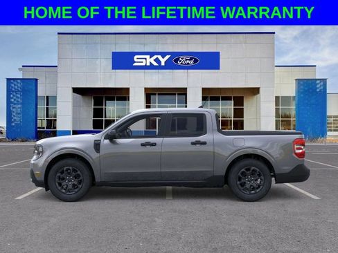 New 2025 Ford Maverick XLT w/ XLT Luxury Package image 3