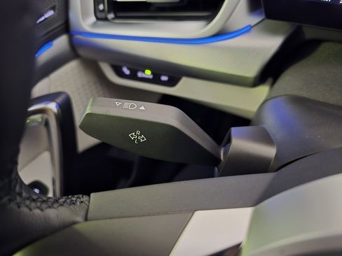 New 2026 BMW X1 xDrive28i w/ Convenience Package image 18