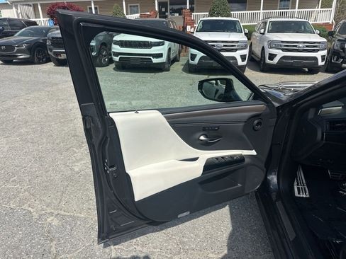 Used 2022 Lexus ES 350 F Sport image 28