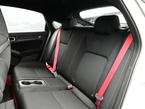 Used 2023 Honda Civic Type R image 5
