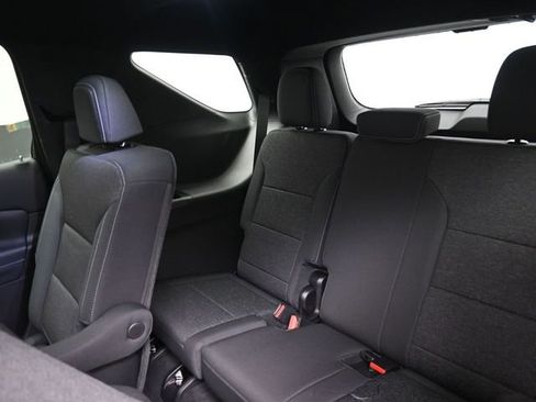 New 2026 Chevrolet Traverse LT w/ Sun and Wheel Package image 9