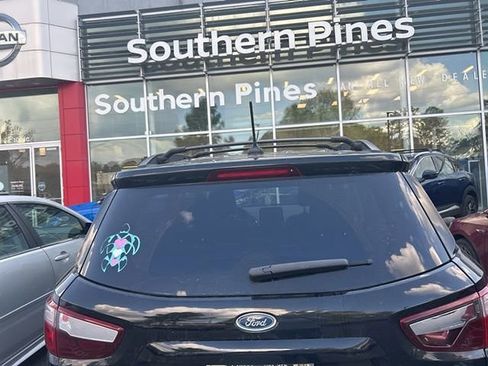 Used 2018 Ford EcoSport SES image 5