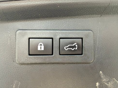 Certified 2023 Subaru Outback Touring XT AWD/4WD image 31