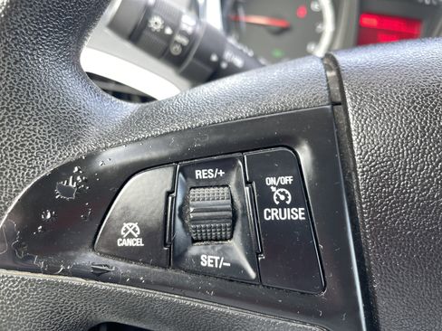 Used 2013 GMC Terrain SLE w/ LPO, Chrome Package AWD/4WD image 29