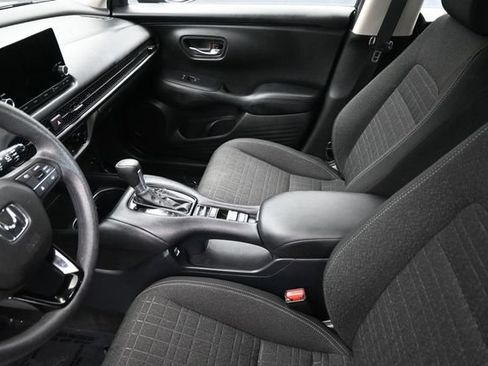 Certified 2023 Honda HR-V LX image 18