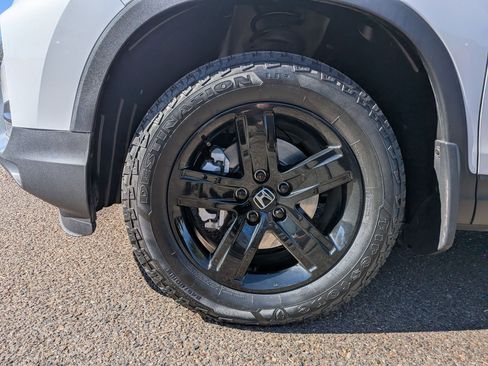 Used 2023 Honda Ridgeline Black Edition image 10