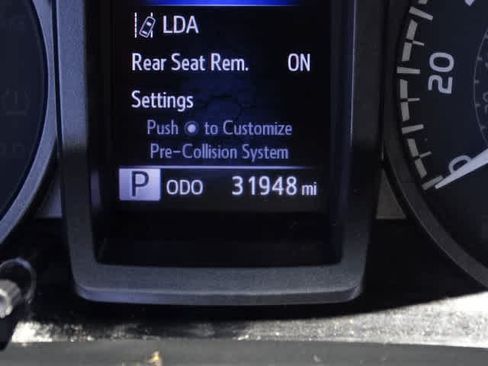 Certified 2023 Toyota Tacoma TRD Off-Road AWD/4WD image 23