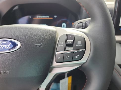 New 2026 Ford Explorer Active image 32