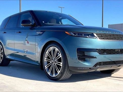 New 2026 Land Rover Range Rover Sport SE image 2