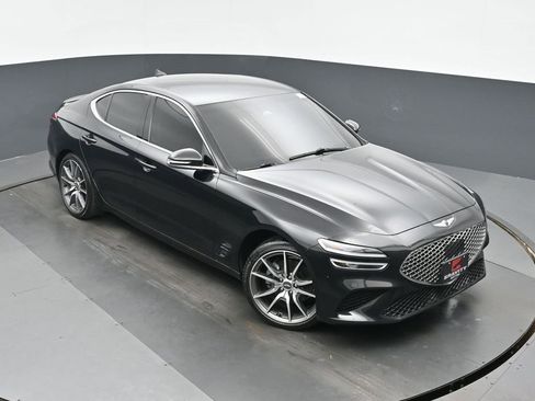 Used 2023 Genesis G70 2.0T image 32