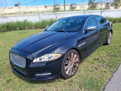 Used 2012 Jaguar XJ L RWD image 2