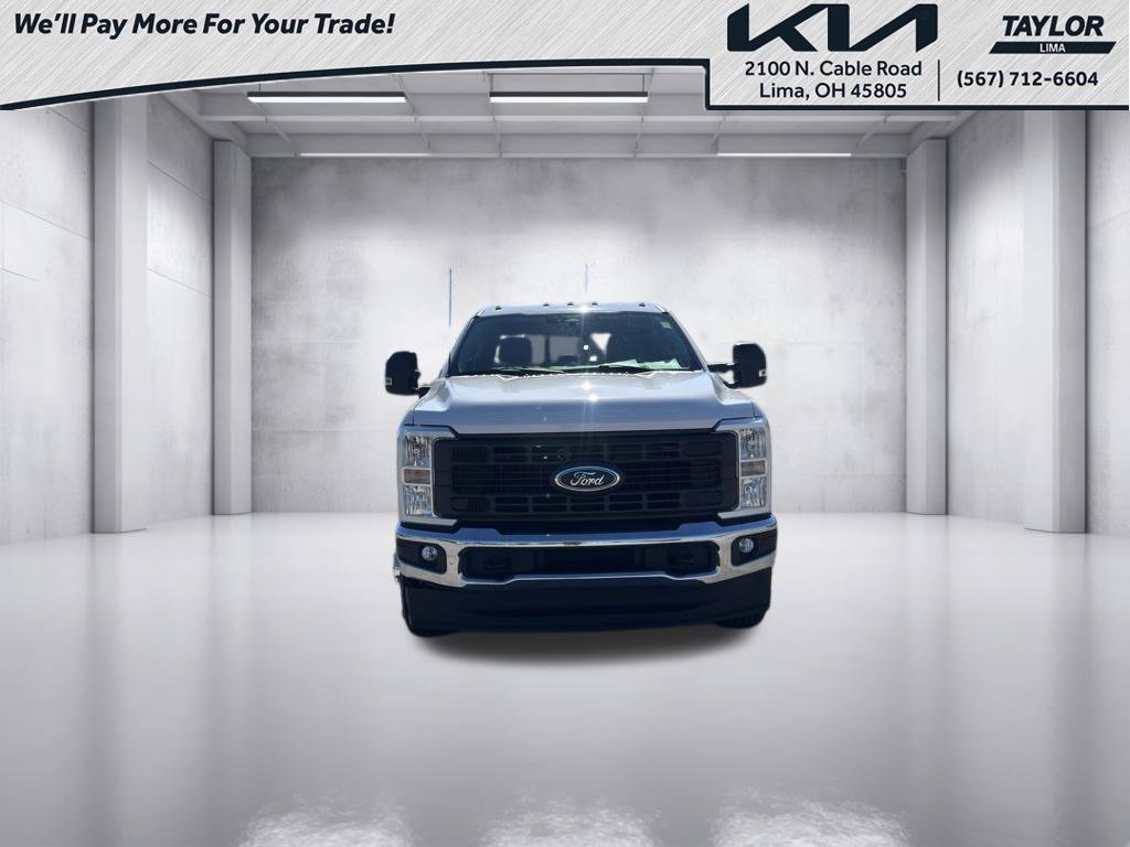 Used 2024 Ford F350 XL AWD/4WD image 4