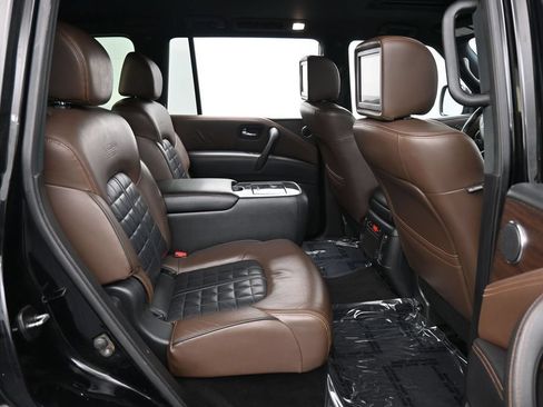 Used 2019 Nissan Armada Platinum w/ Captain's Chairs Package AWD/4WD image 28
