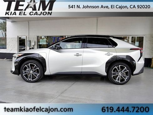 Used 2023 Toyota bZ4X Limited w/ Weather Package image 6