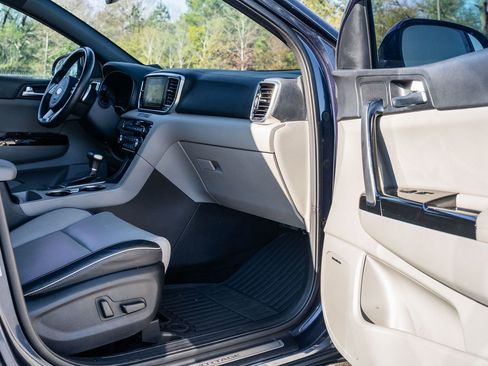 Used 2022 Kia Sportage SX image 12