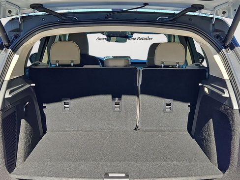 New 2026 Lincoln Corsair Premiere FWD image 28