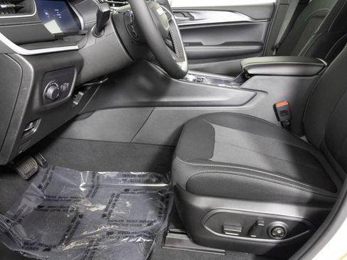 New 2025 Jeep Grand Cherokee Laredo X image 50