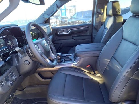 Used 2024 Chevrolet Silverado 1500 LTZ w/ LTZ Convenience Package II image 16