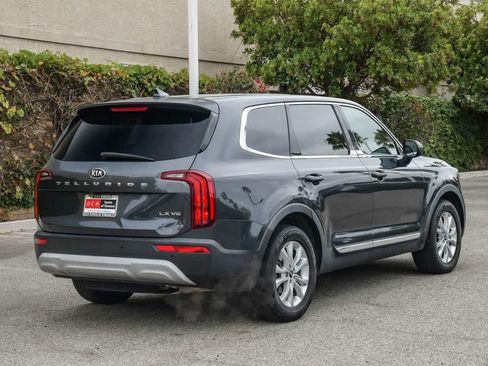 Used 2021 Kia Telluride LX FWD image 9