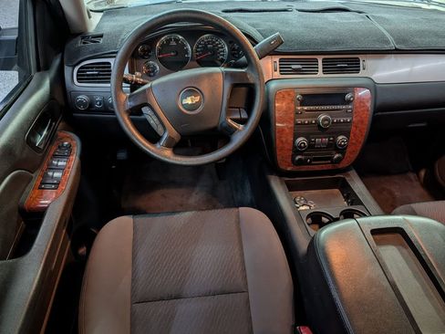 Used 2013 Chevrolet Tahoe 4WD image 11