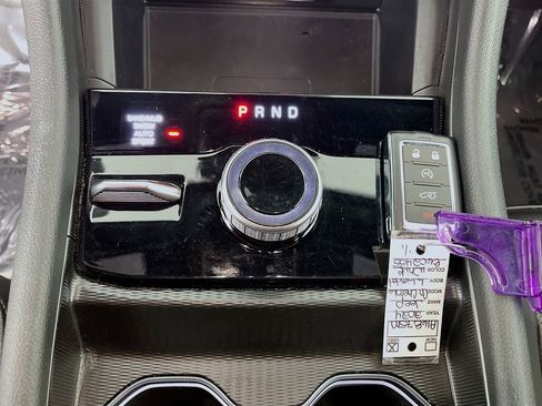 Used 2024 Jeep Grand Cherokee L Limited w/ Luxury Tech Group II image 23