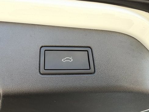 Used 2024 Volkswagen ID.4 Pro S image 37