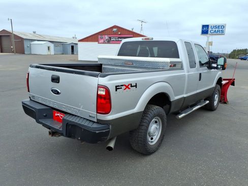 Used 2011 Ford F250 XL image 6