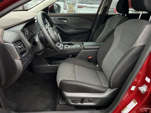 Certified 2023 Nissan Rogue SV image 20