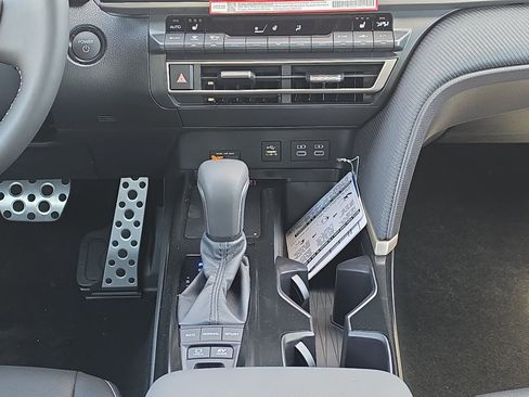 New 2026 Toyota Camry Hybrid w/ Multimedia Upgrade Package AWD/4WD image 24