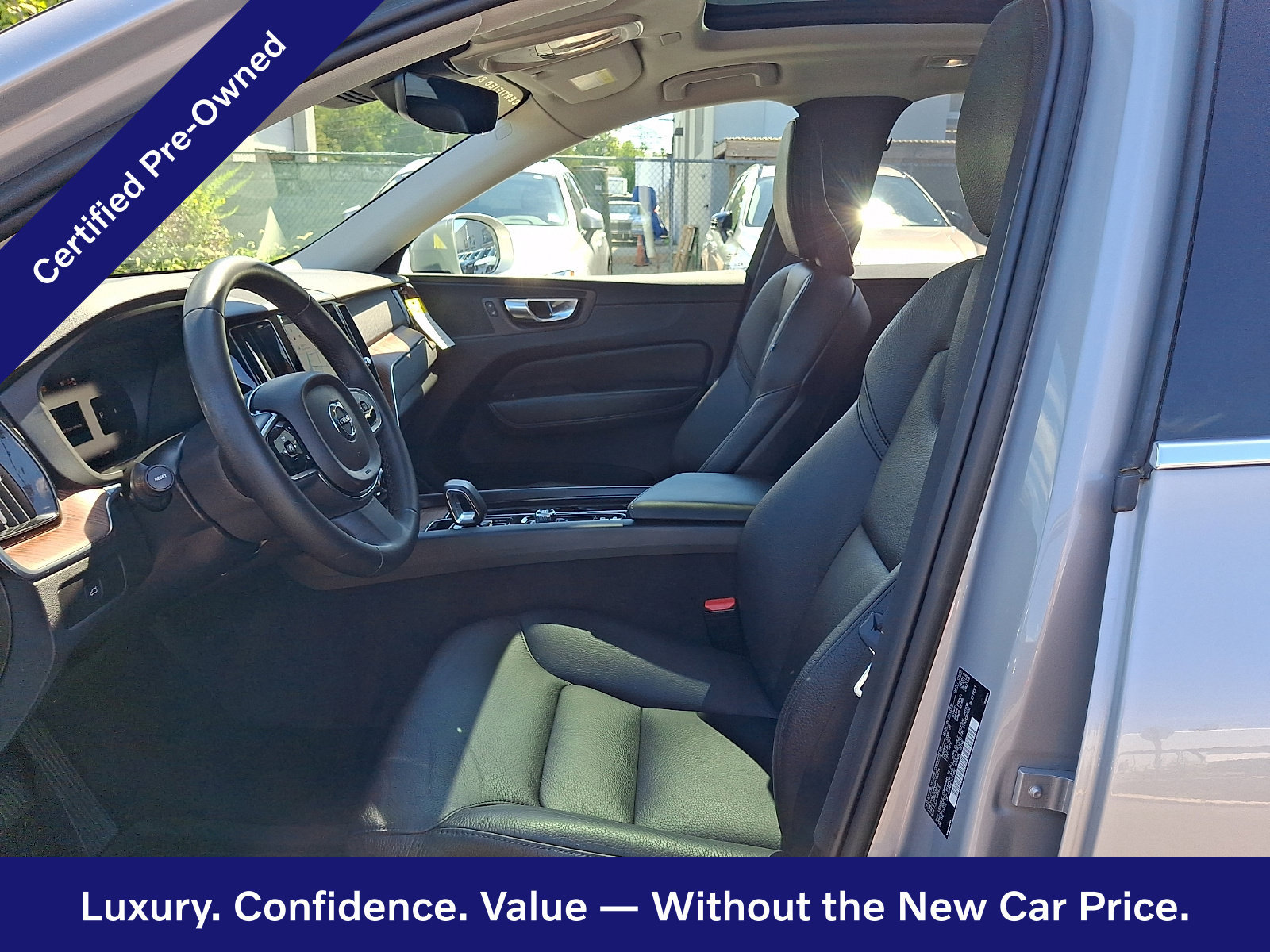 Certified 2023 Volvo XC60 B5 Plus w/ Climate Package AWD/4WD image 14