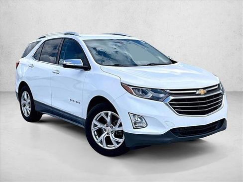 Used 2018 Chevrolet Equinox Premier FWD image 12
