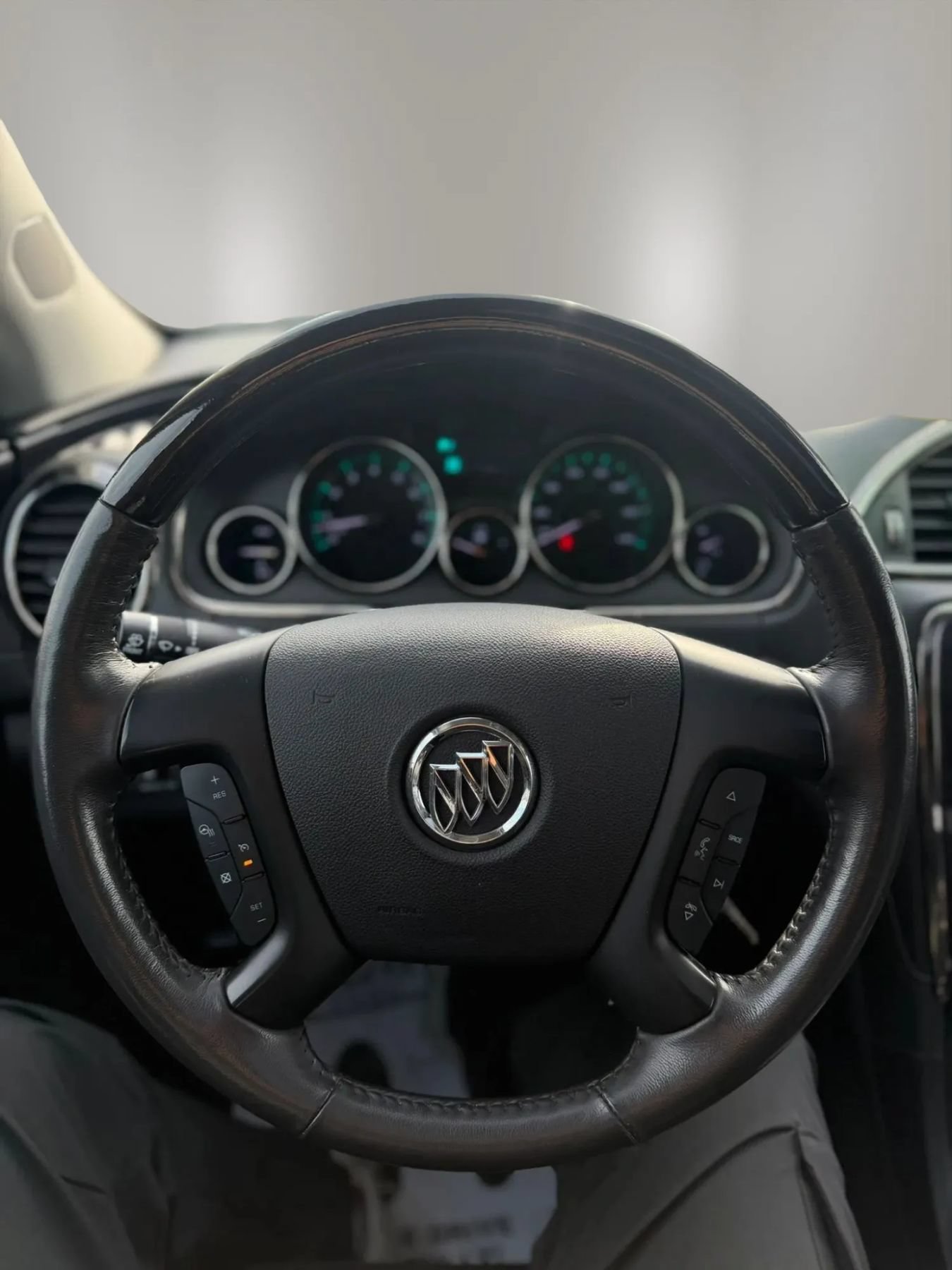 Used 2016 Buick Enclave Leather AWD/4WD image 13