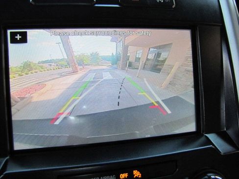 Used 2017 Ford F150 Lariat RWD image 41