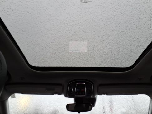 Used 2024 Jeep Grand Cherokee Limited 4xe image 18