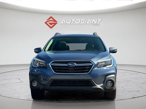 Used 2018 Subaru Outback 3.6R Limited image 12