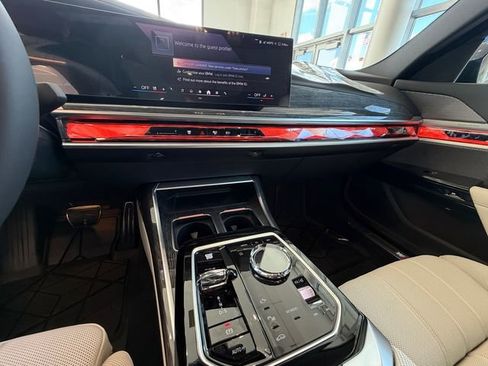 New 2026 BMW 740i xDrive w/ Executive Package image 20