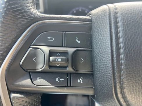 Used 2024 Toyota Tacoma TRD Off-Road AWD/4WD image 24