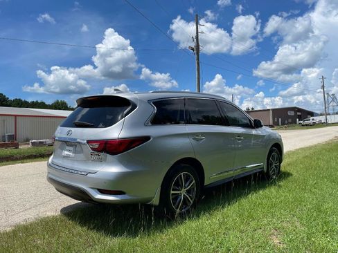 Used 2018 INFINITI QX60 FWD w/ Premium Plus Package image 5