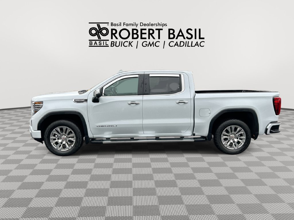 Used 2026 GMC Sierra 1500 Denali w/ Technology Package AWD/4WD image 5