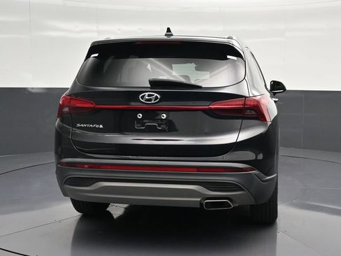 Used 2021 Hyundai Santa Fe SE FWD image 2