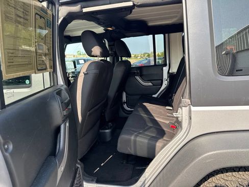 Used 2018 Jeep Wrangler Unlimited Sport S AWD/4WD image 27