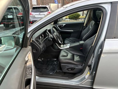 Used 2011 Volvo XC60 3.2 image 22