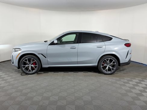 New 2026 BMW X6 xDrive40i w/ Premium Package image 2