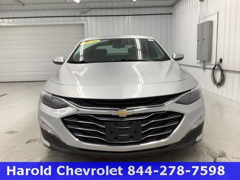 Used 2020 Chevrolet Malibu LT w/ Fleet LT Safety Plus Package image 2