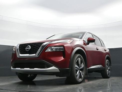 Used 2023 Nissan Rogue Platinum w/ Platinum Premium Package AWD/4WD image 25
