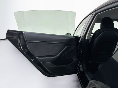 Used 2023 Tesla Model 3 Standard Range RWD image 26