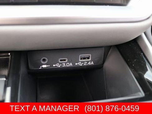 Used 2025 Subaru Outback Premium AWD/4WD image 28