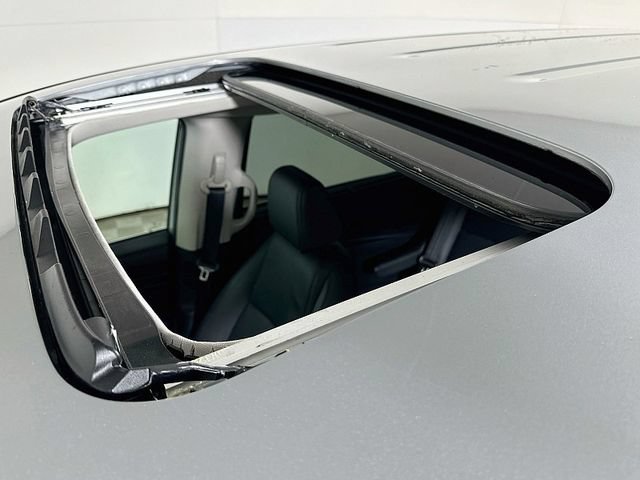 Used 2025 Honda Odyssey EX-L image 14