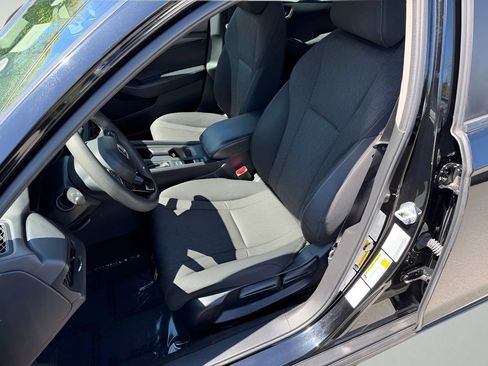 Used 2024 Honda Accord LX image 17